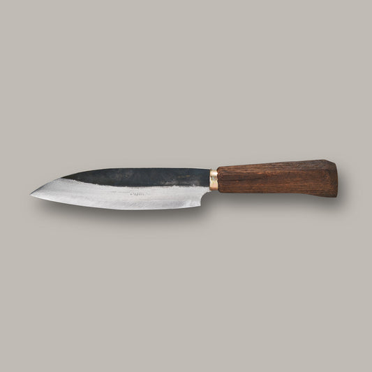 Authentic Blades DAO Bep feines Kuechenmesser mit 16 cm Klinge aus Carbonstahl.