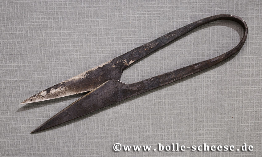 Authentic Blades Bügelschere MO, 8 cm