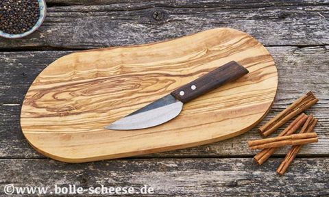 Olivenholz und Küchenhelfer